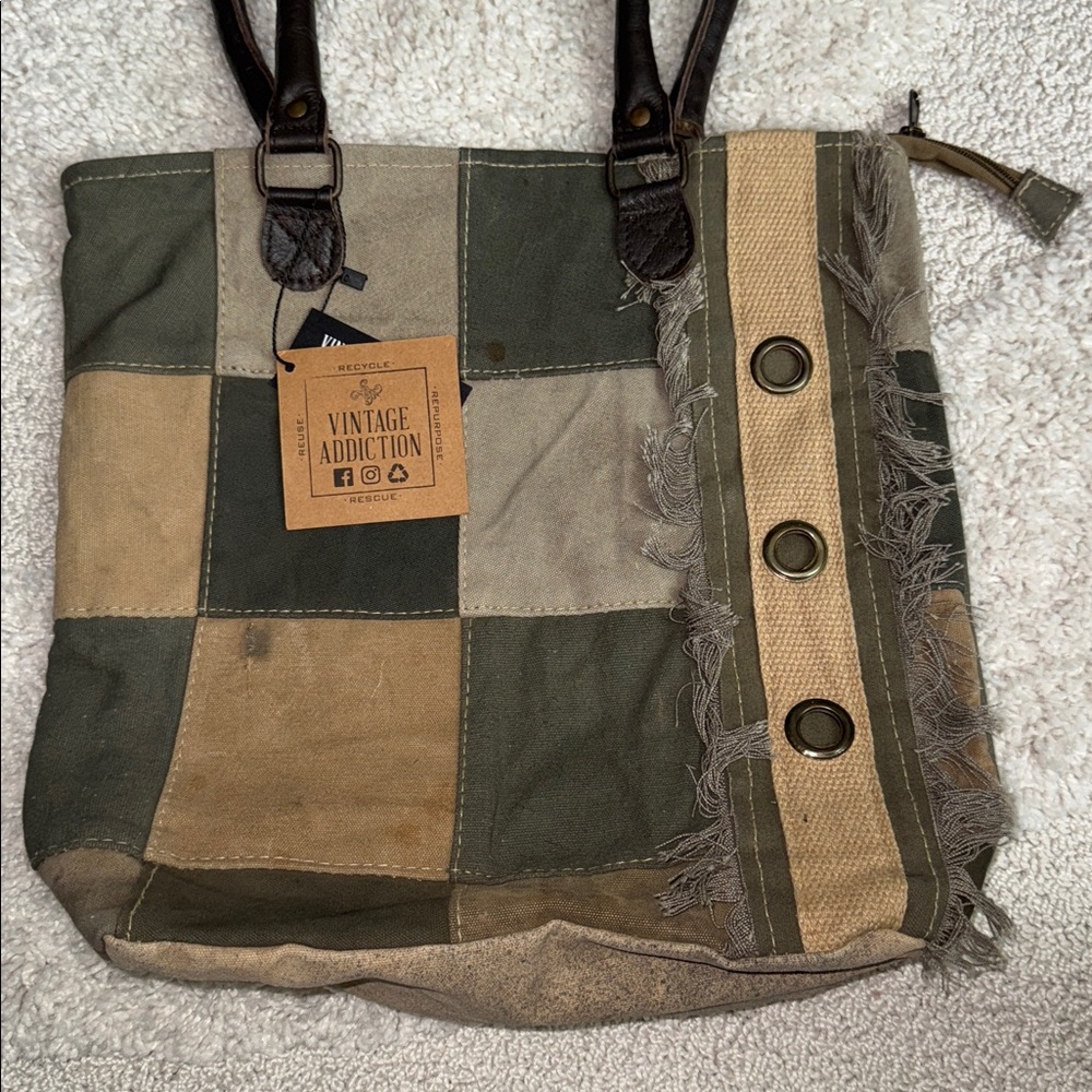 Vintage Addiction Recycled Military Tent Canvas Patchwork Tote Bag NWT - Picture 2 of 5